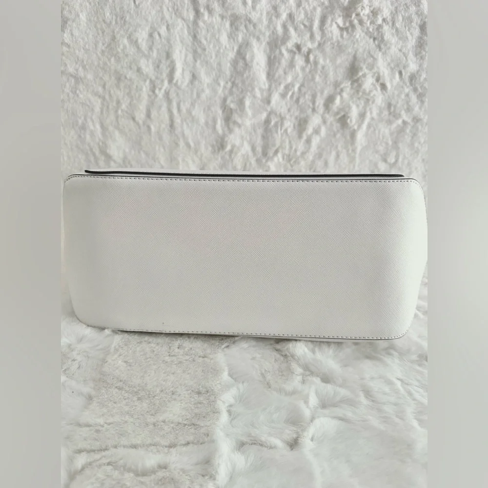 Kelly & Katie Handbag w/Bonus Strap NWT